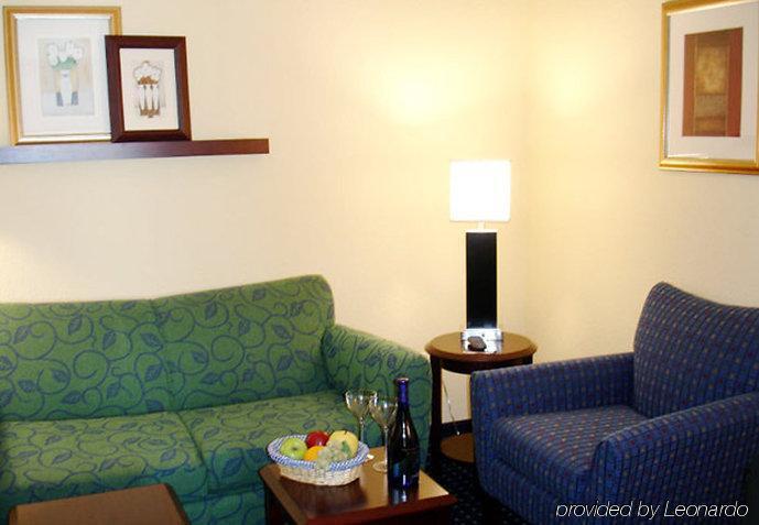 Springhill Suites Fort Myers Airport Номер фото