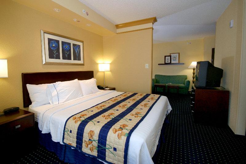 Springhill Suites Fort Myers Airport Экстерьер фото